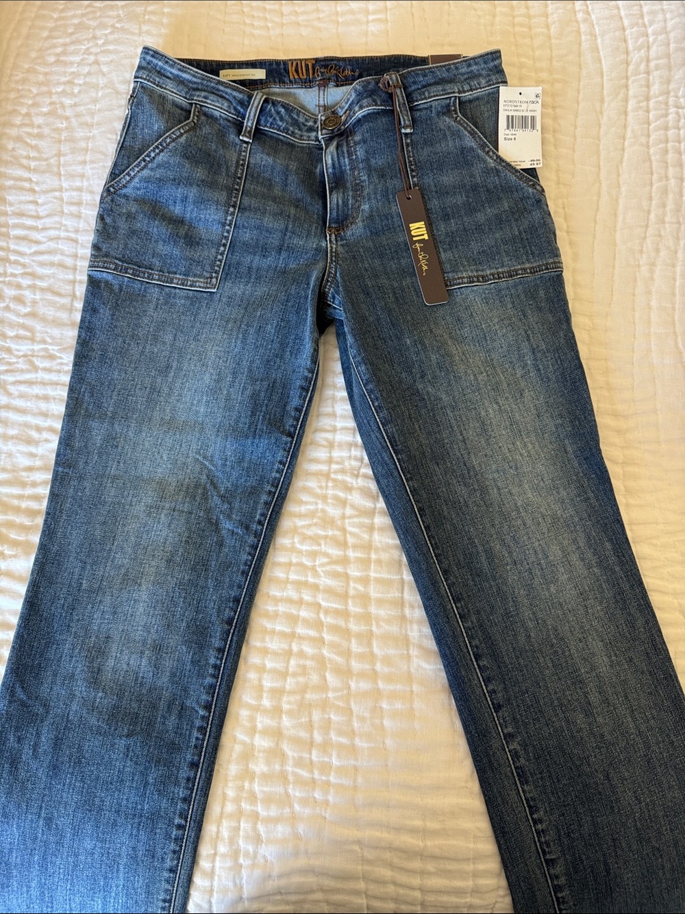 Kut from the Kloth Straight Leg Jeans in Medium Blue Wash